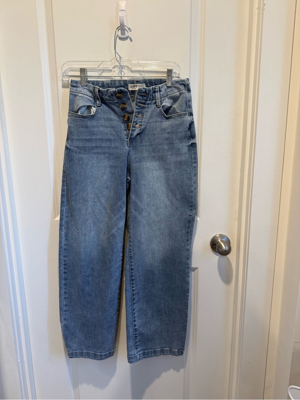OAT New York High Rise Button Fly Straight Leg Jeans Light Wash Size 2 / 26